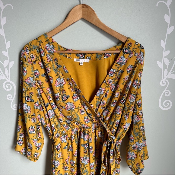 Yellow DR2 Floral-Print Dress in Size M - Picture 2 of 9